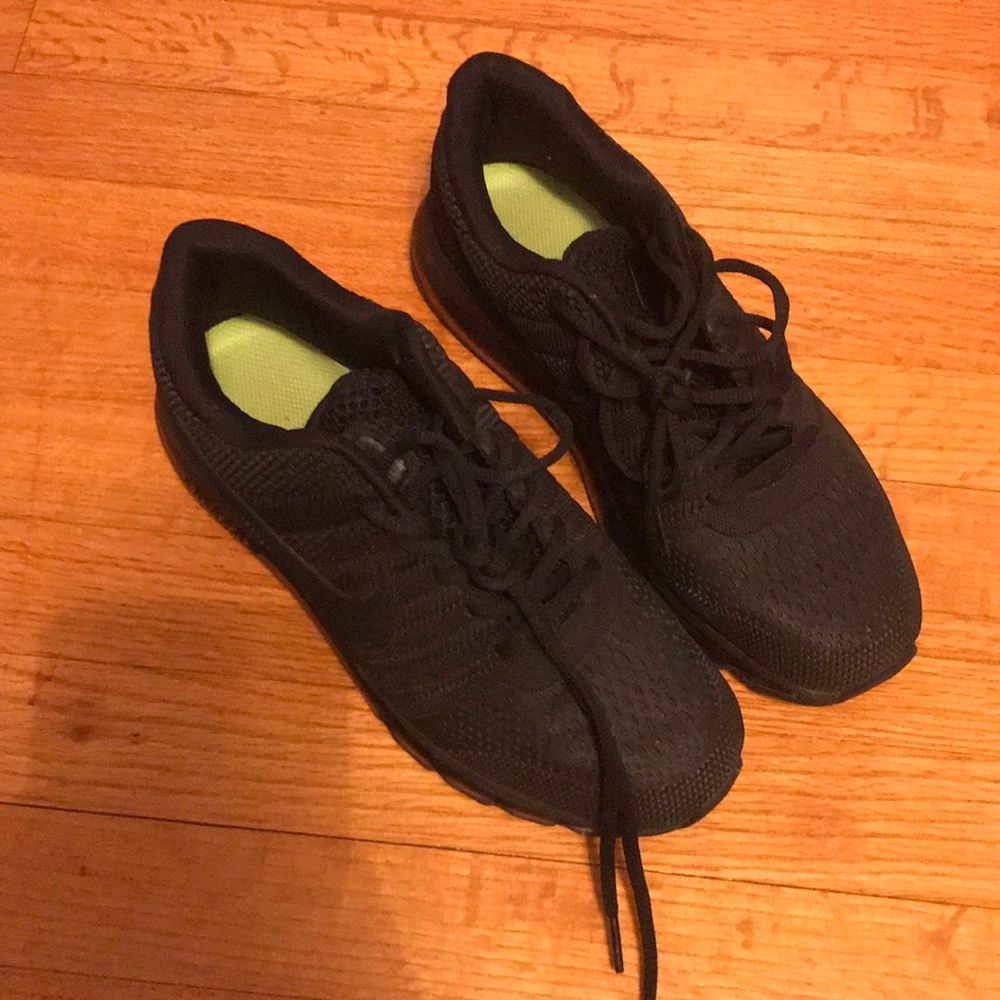 Black Air Max